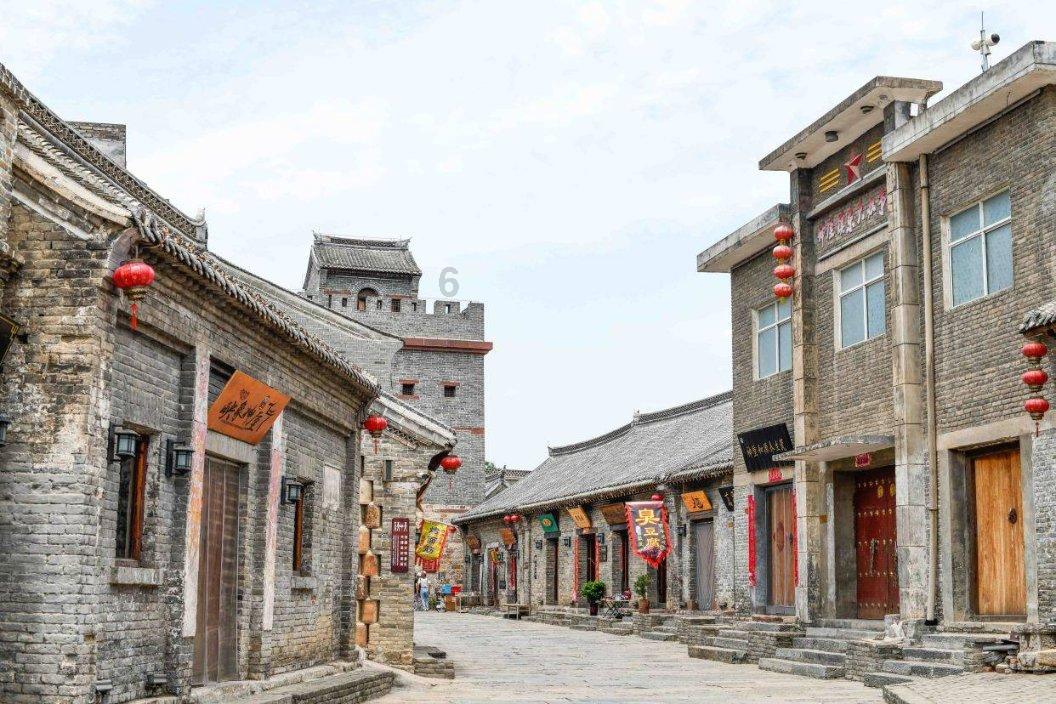 女人年纪越大越要谨慎烫发 那些“姐姐发型”有哪些？游戏画面
